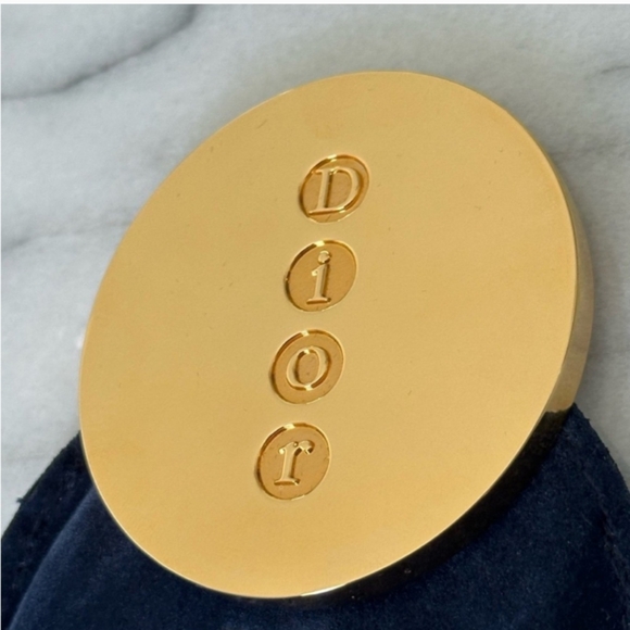 Low Start DIOR-Vintage Compact Mirror & Sleeve - Picture 2 of 9